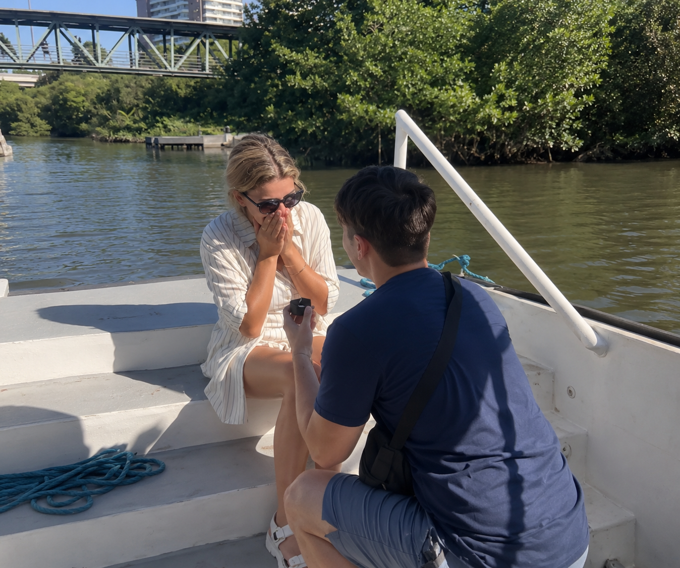 El momento en que Lautaro le entrega el anillo a Karina